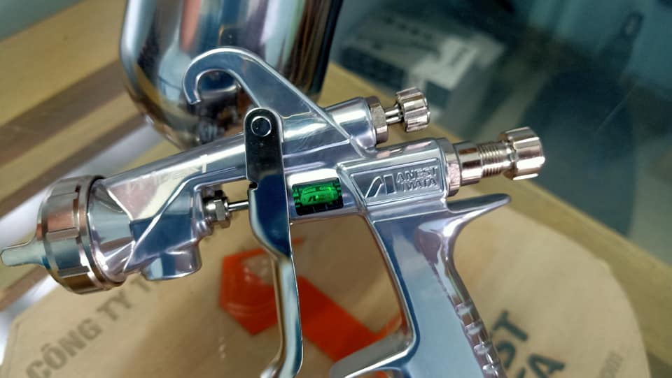 Súng phun sơn Anest Iwata WIDER1-15K1G